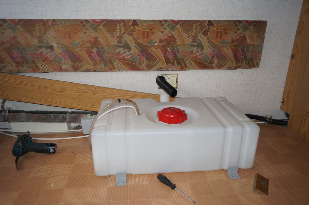 Vattentanken under sängen