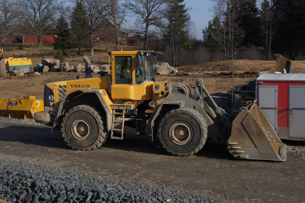 Volvo 180E Dumper