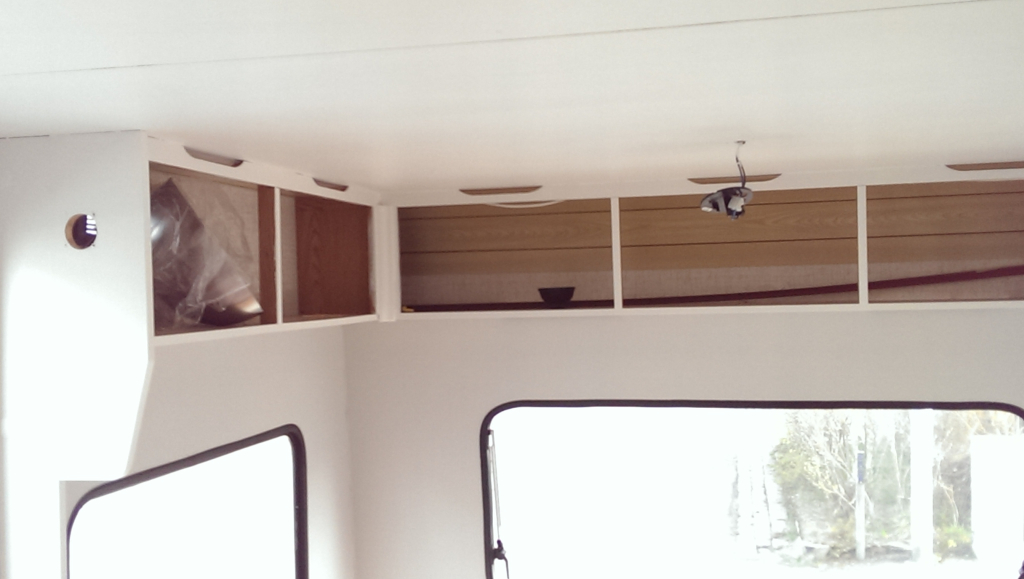 Bakre delen av husvagen, soffgruppen